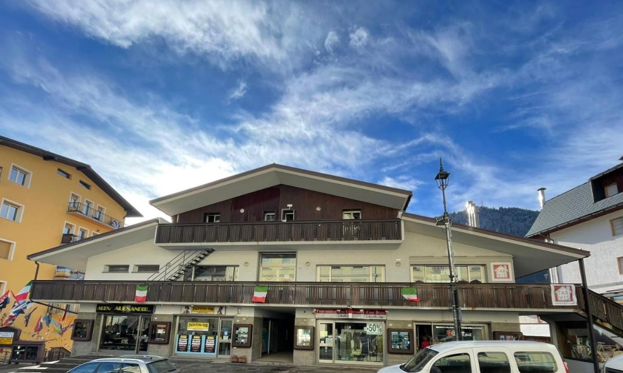Hotel Tarvis Luaran gambar
